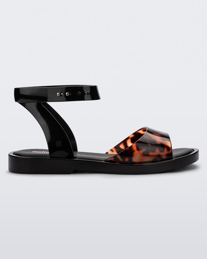 Melissa Nina Sandal