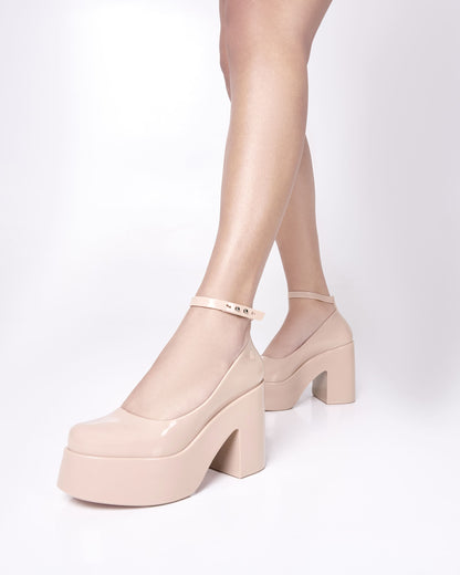 Melissa Doll Heel