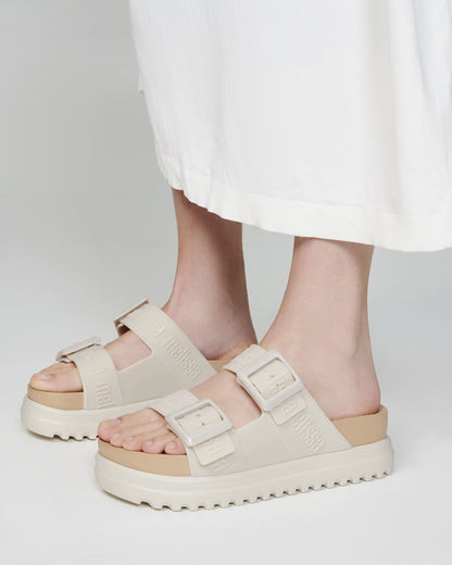 Melissa Cozy M-Lover Platform