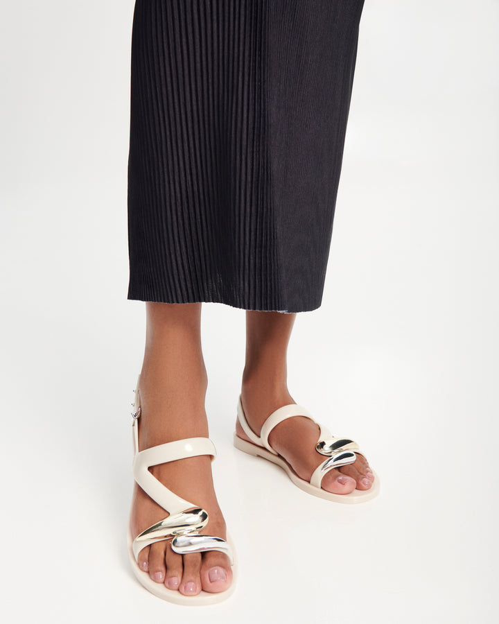 Melissa Iris Sandal (PREVENTA)