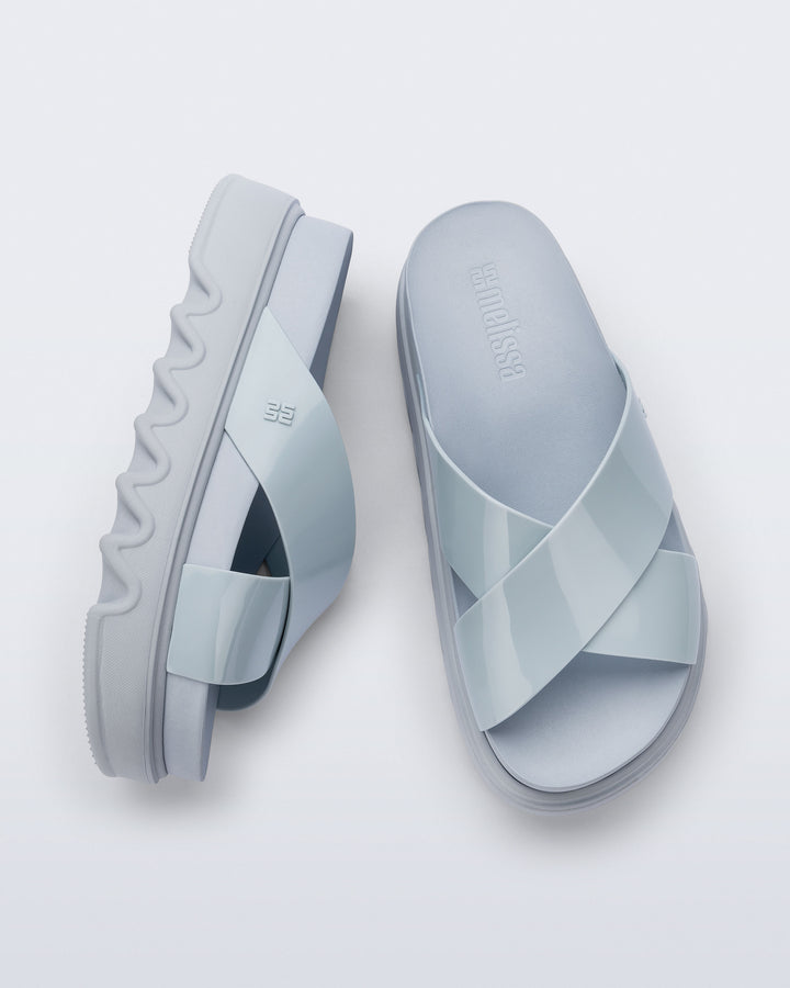 Melissa Cozy Cross Platform